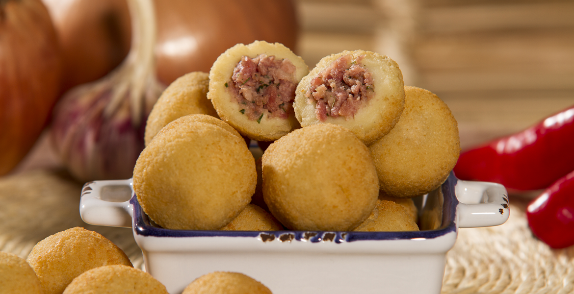 Bolinha de Calabresa